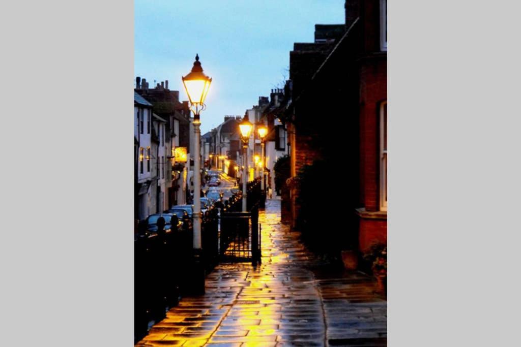 Stunning 18Th Century 5 Bed House Old-Town Hastings Exterior foto