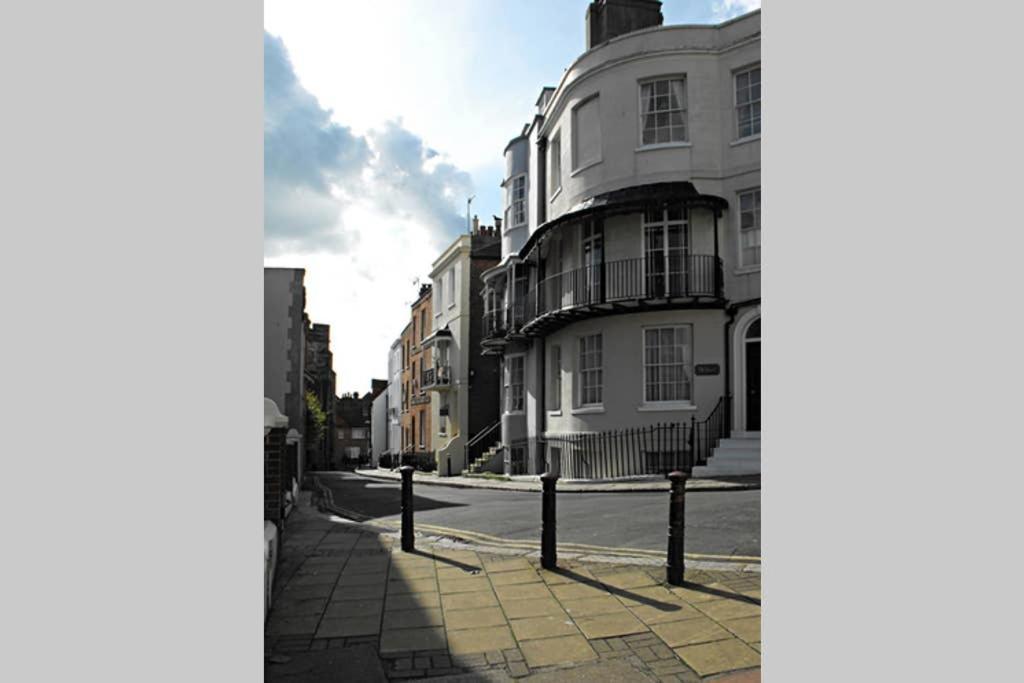 Stunning 18Th Century 5 Bed House Old-Town Hastings Exterior foto